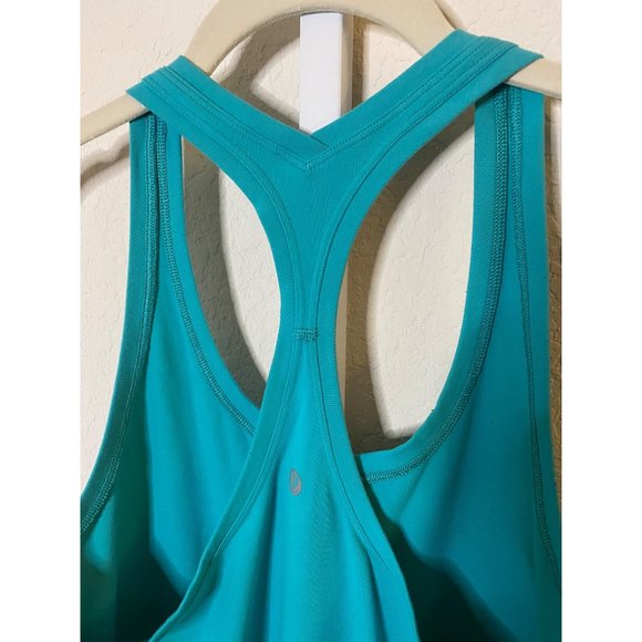 Women's Lululemon Cool Racerback *Extra Long UV Surge Sz 4 (estimated) - Picture 4 of 5